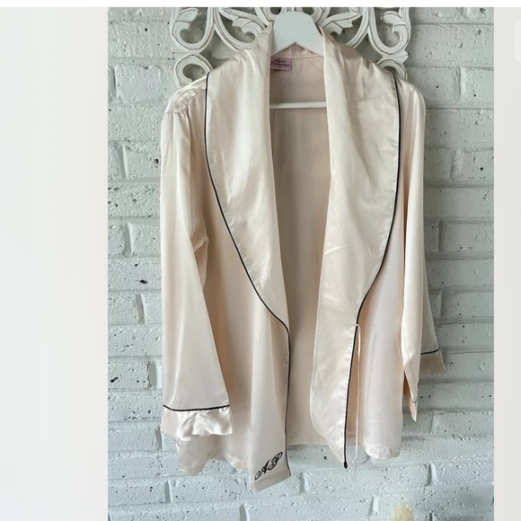 Agent Provocateur Other - Agent Provocateur Classic Wrap PJ Top Silk M-